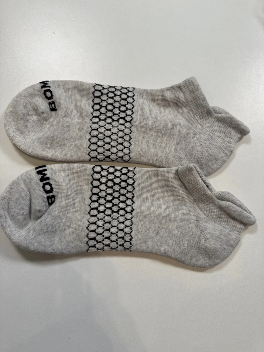 Bombas NWT Unisex Sock Tech 3PR total Color: Light Gray Size: Large